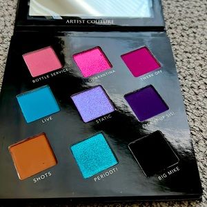 Artist Couture - Club daddyy Eyeshadow Palette- brand new